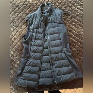 Lululemon Women's Black Puffer Vest